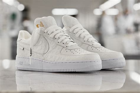 off white louis vuitton air force 1 black|Louis Vuitton x Air Force 1 Low 'White Team Royal' .